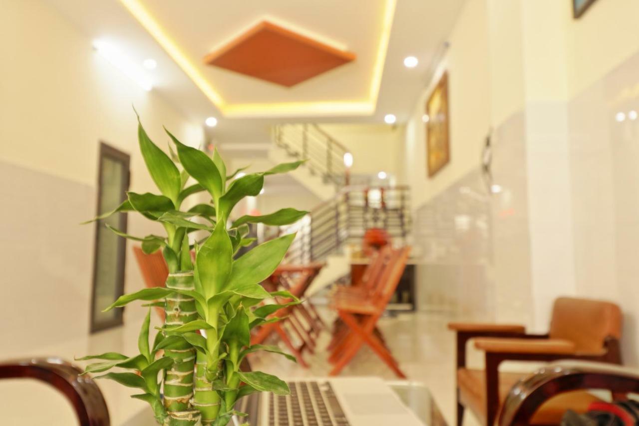 Gold Stone Homestay Hoi An Exterior photo